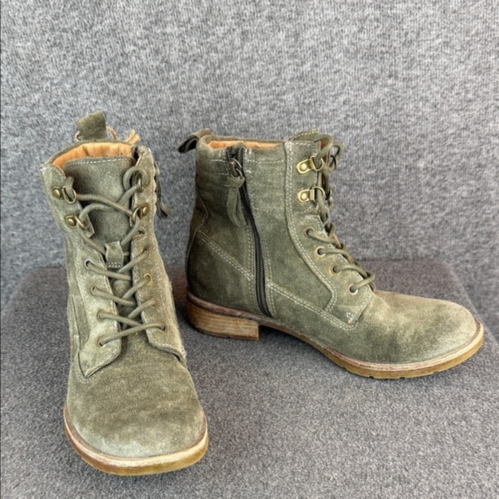 Sofft Suede Waterproof Lace‎ Zip Boot Size 6.5 M